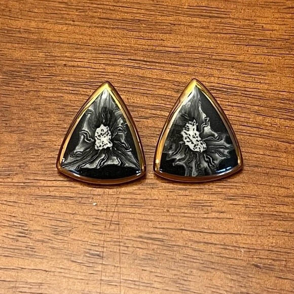 Vintage Drop Earrings Handmade Grey Abstract Floral Studs - Picture 2 of 6